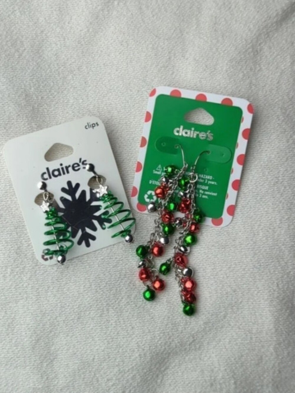 For Kitty Rescue! Claire's Christmas Earrings 2 Pair, One Hooks, One Clip-on